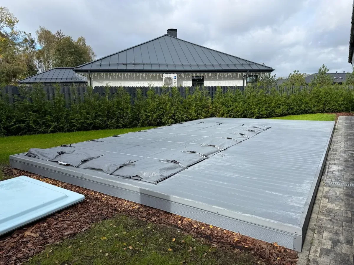 Покрывало Laguna Cover Mesh — установка в Ачинске